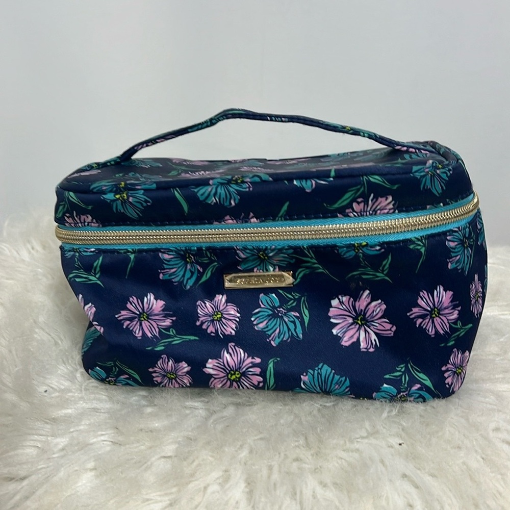 SOPHIA JOY COSMETIC ACCESSORY TRAIN CASE